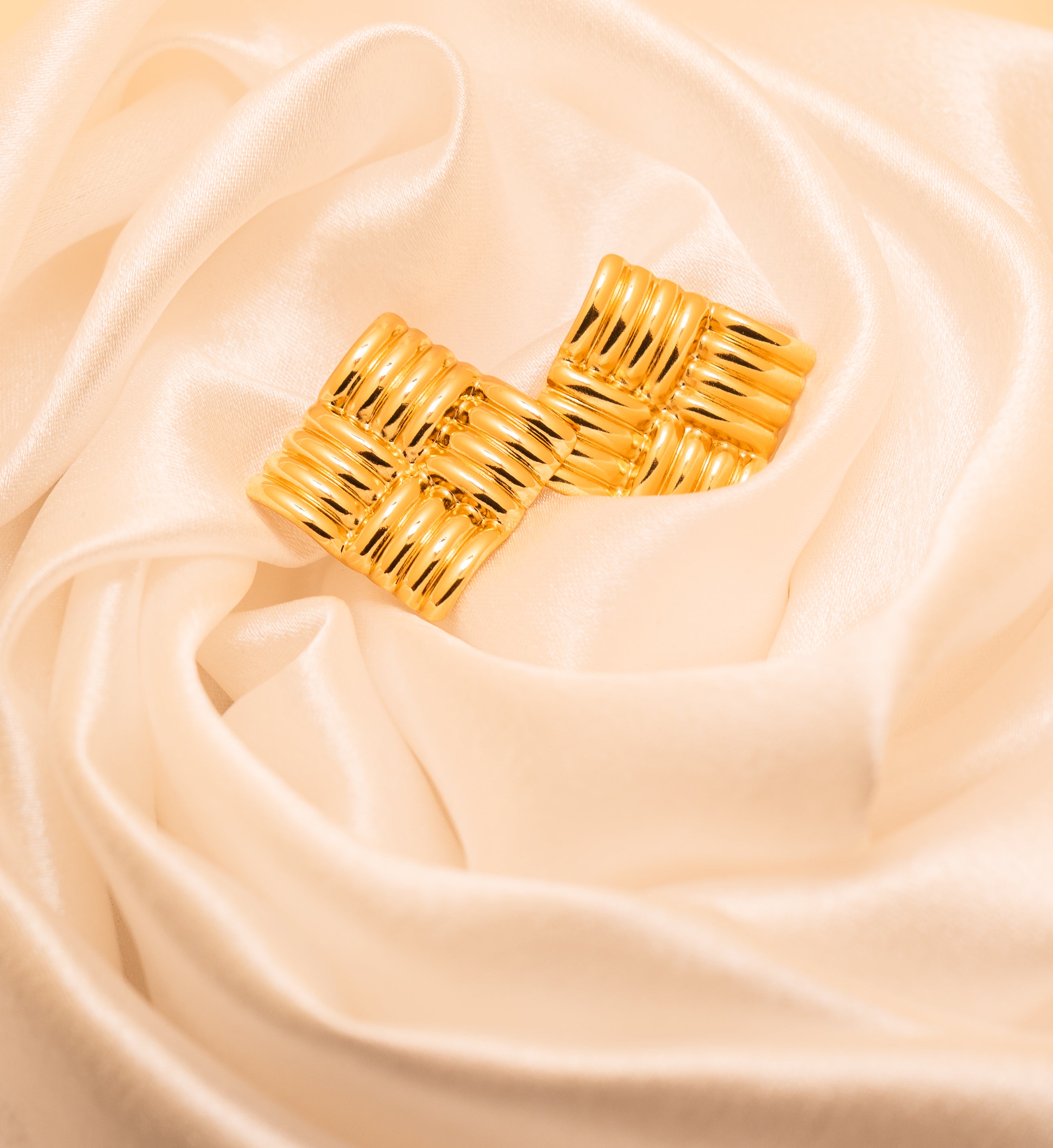 Mohanna's Golden Weave Matrix Earrings