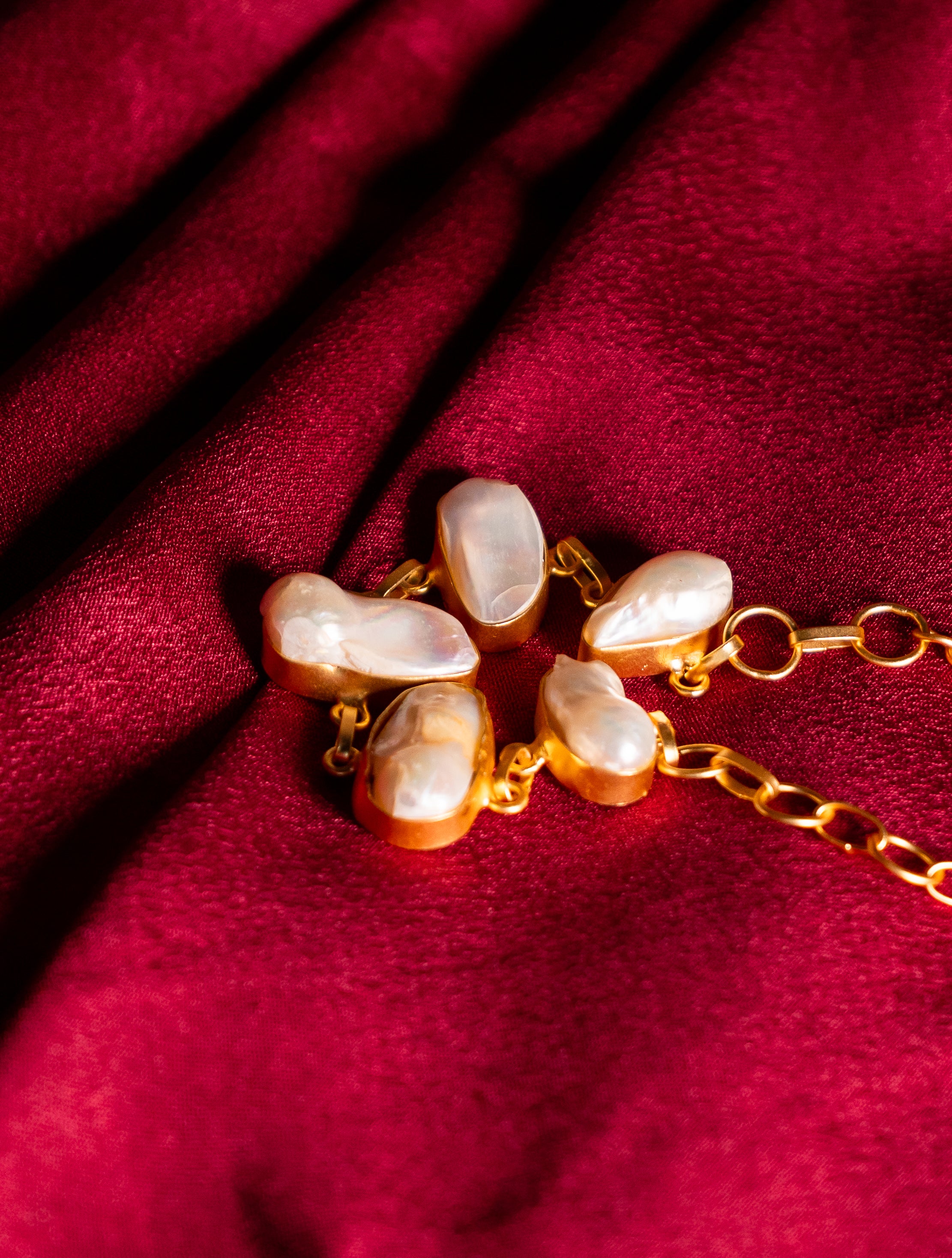 Mohanna’s Iridescent Pearl Cascade Bracelet