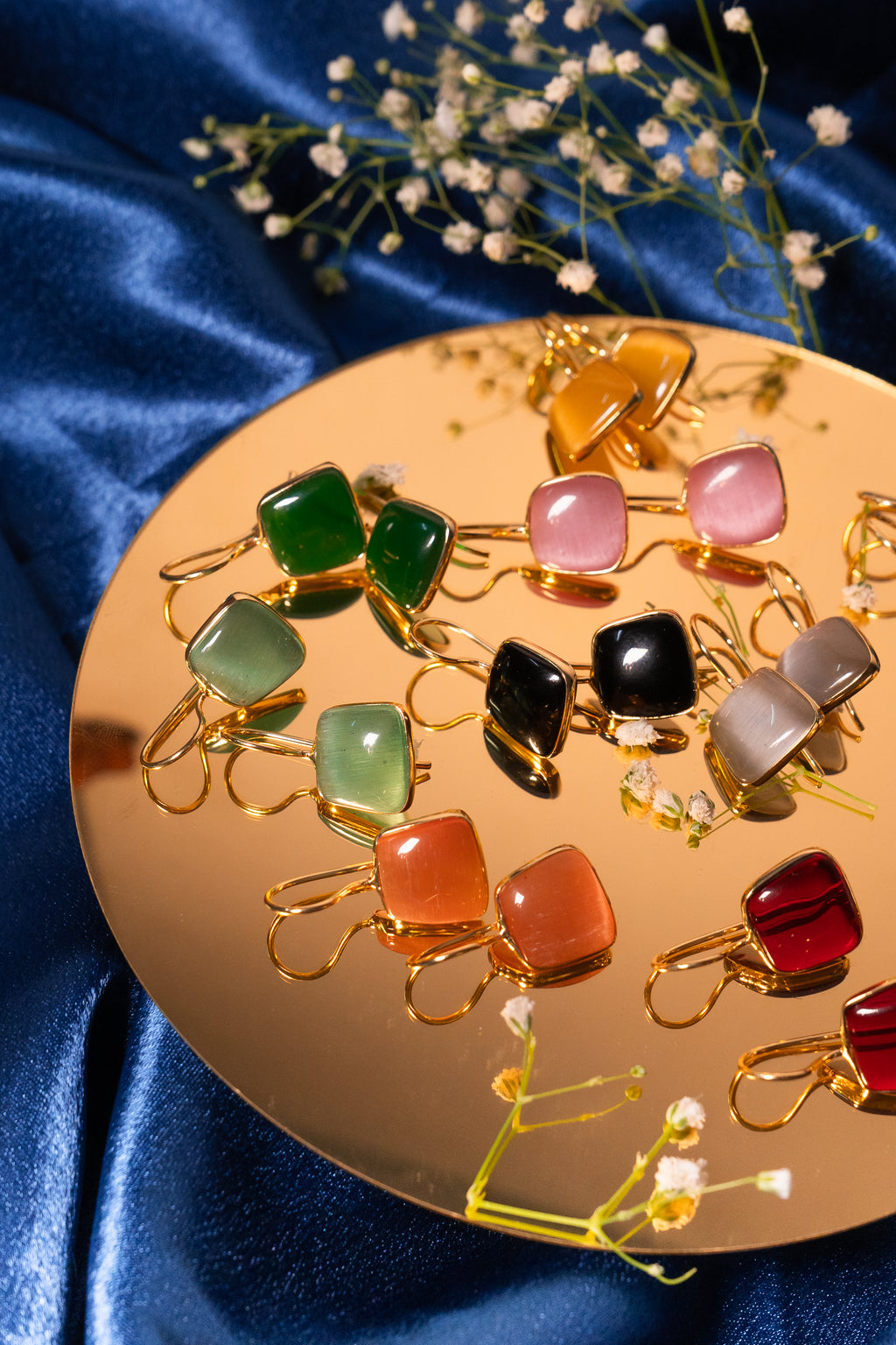 Mohanna’s Prism Glow Earrings