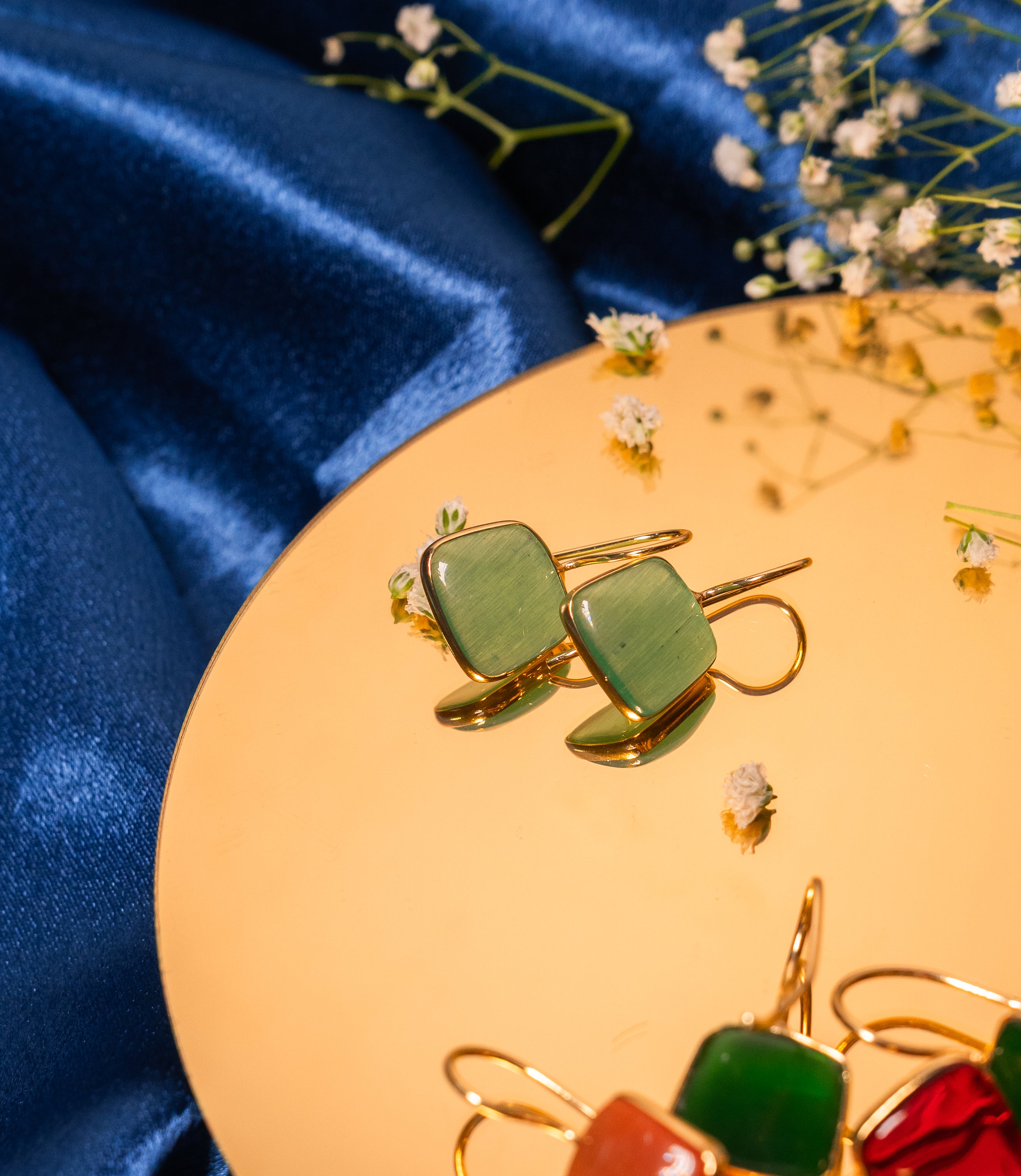 Mohanna’s Prism Glow Earrings