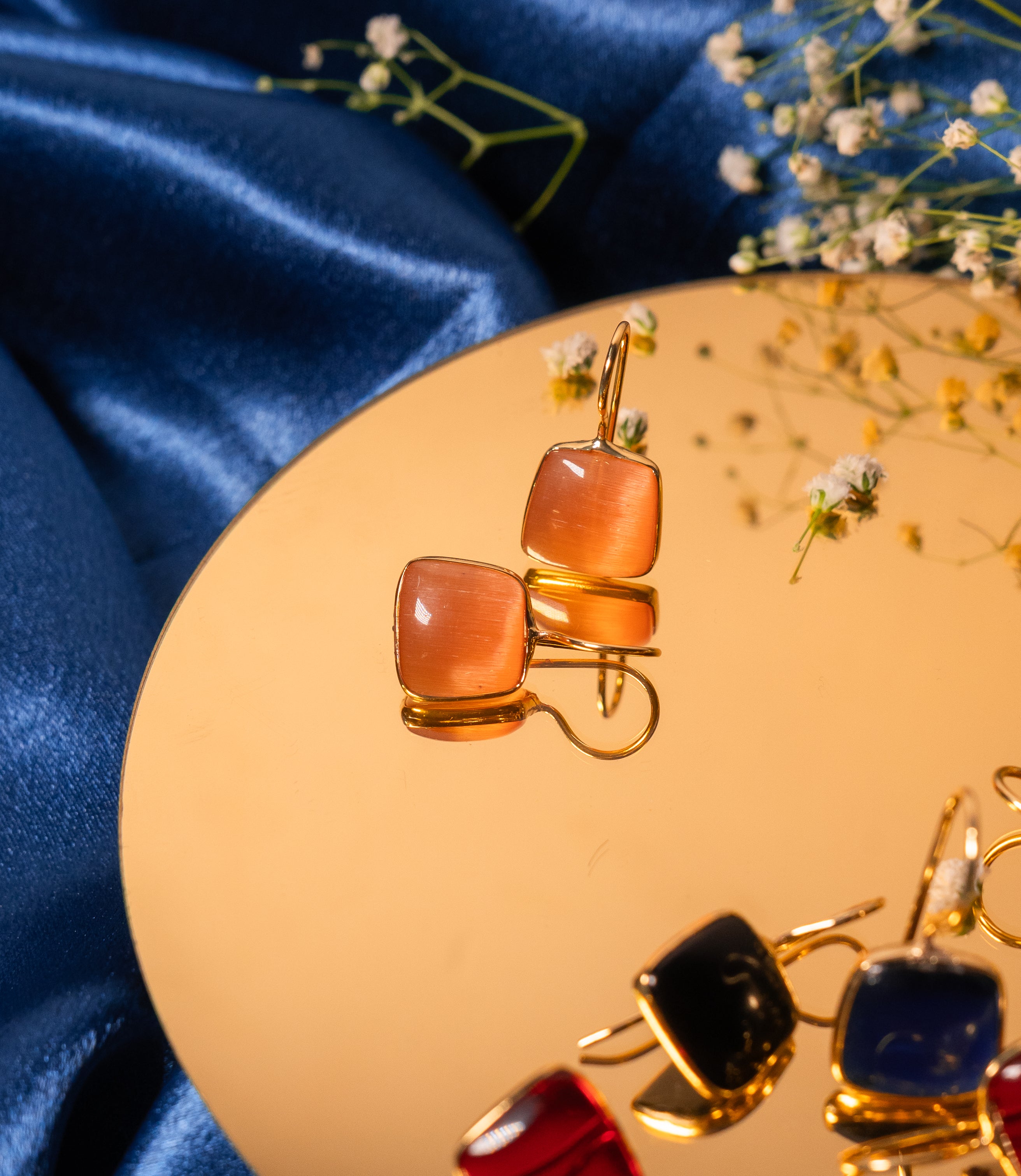 Mohanna’s Prism Glow Earrings