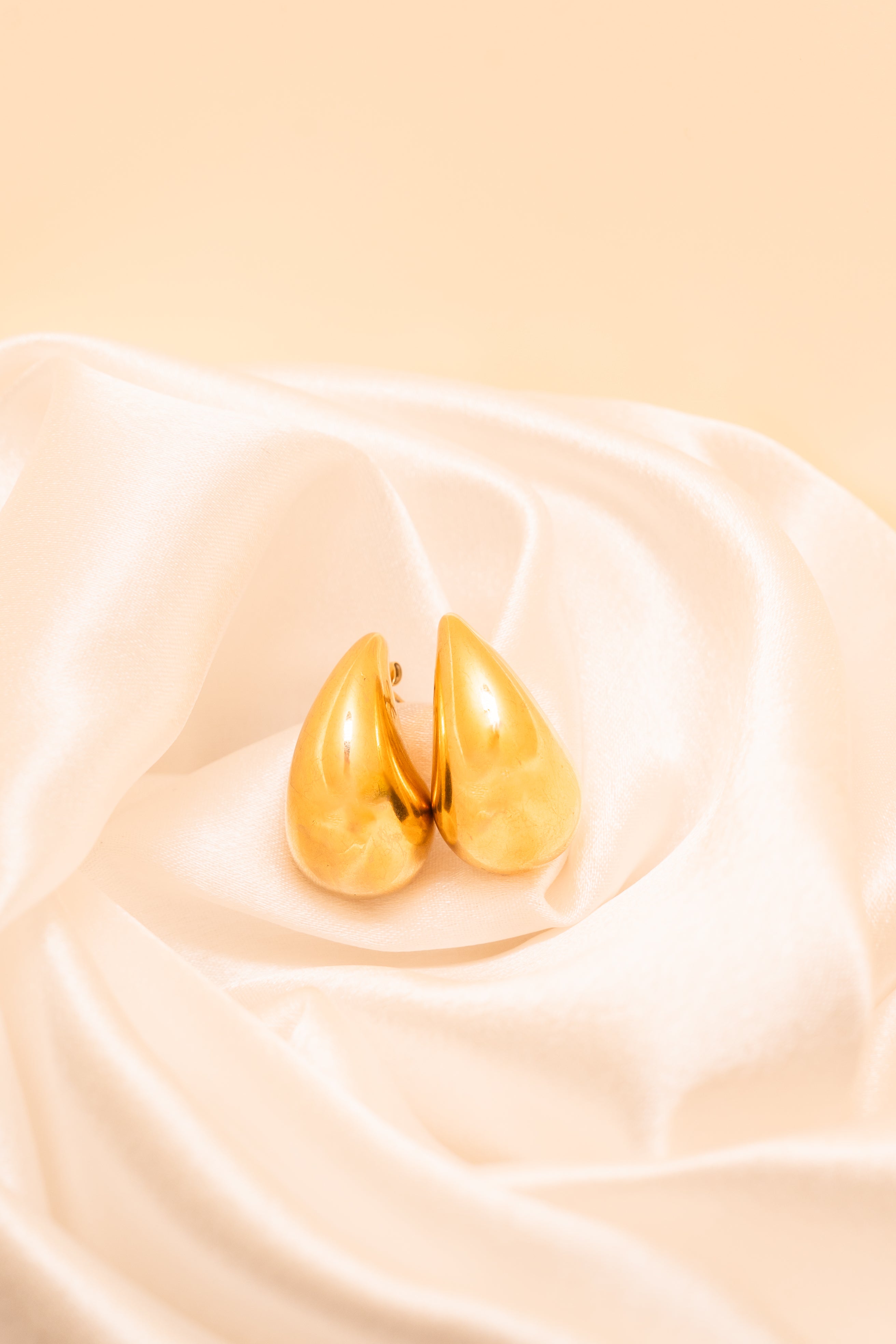 Mohanna's Golden Dewdrop Earrings