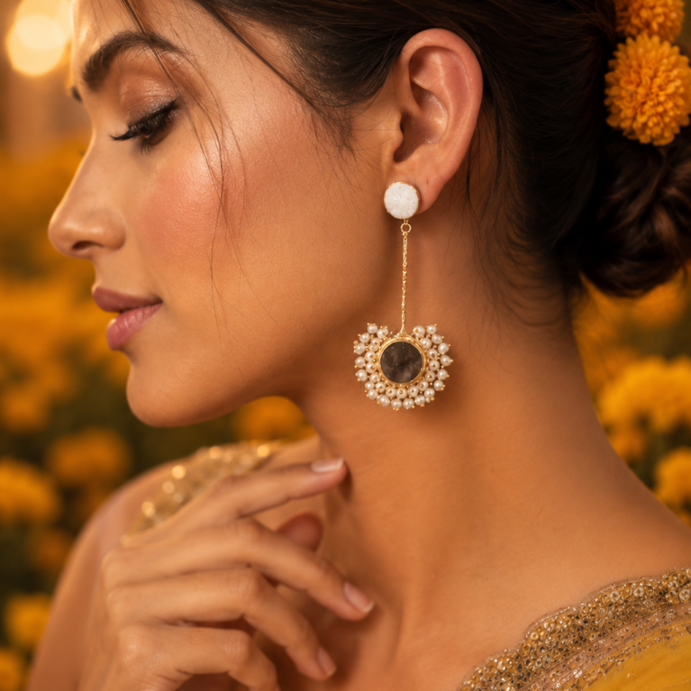 Hanging Moon in Pearls